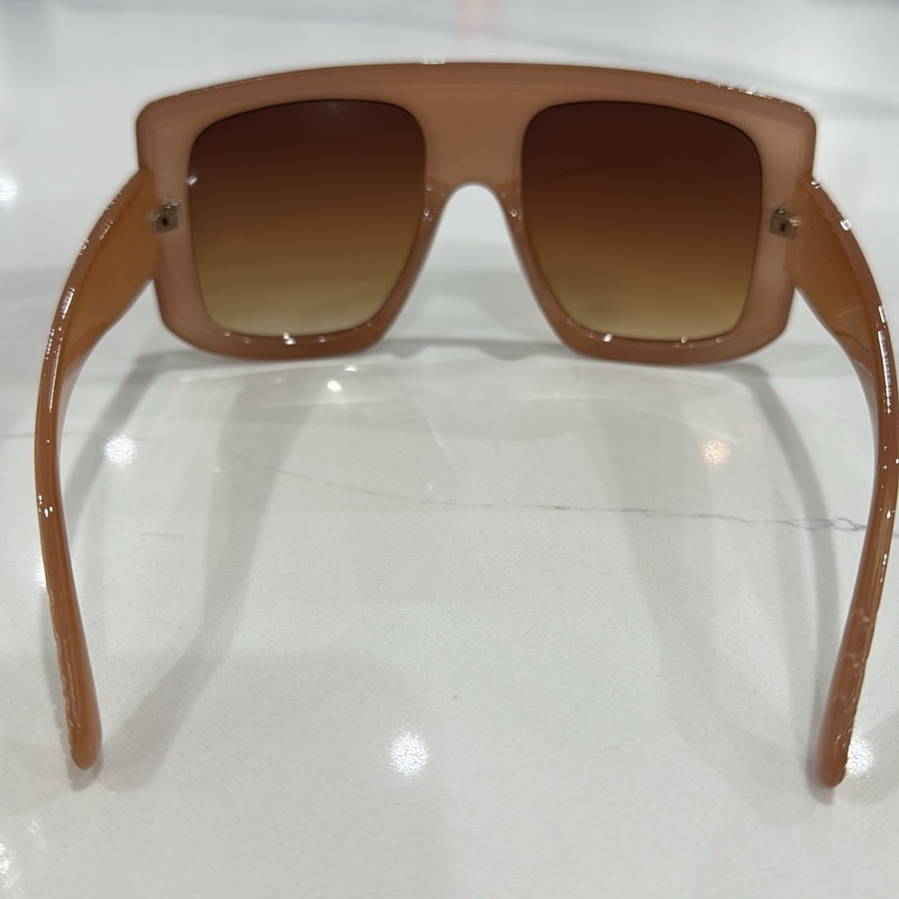 Shades - Picture 3 of 7